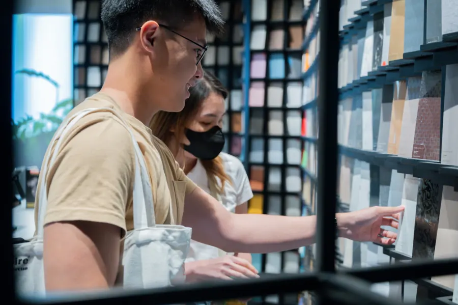 A couple browsing laminate samples